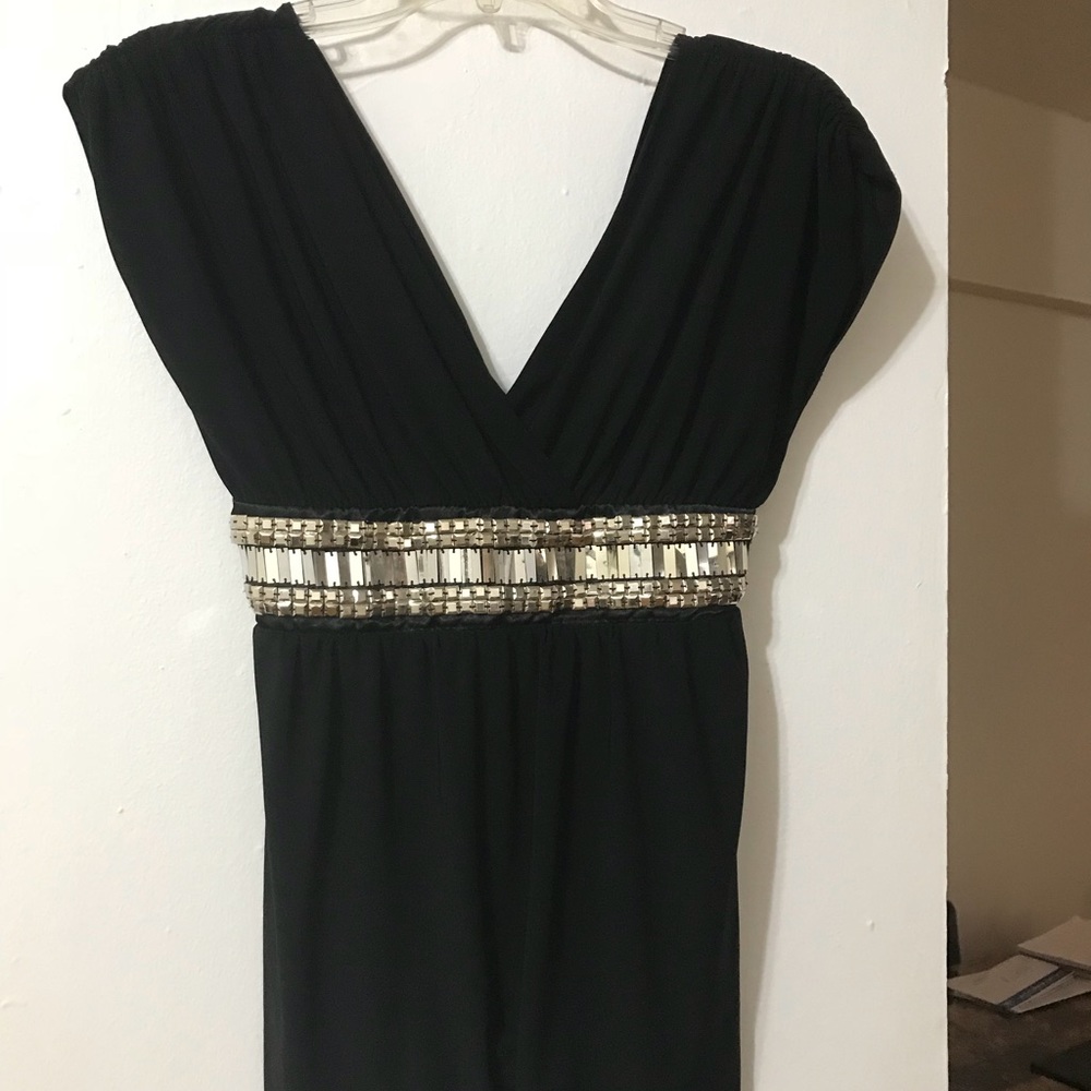 Beautiful plunge neck blouse